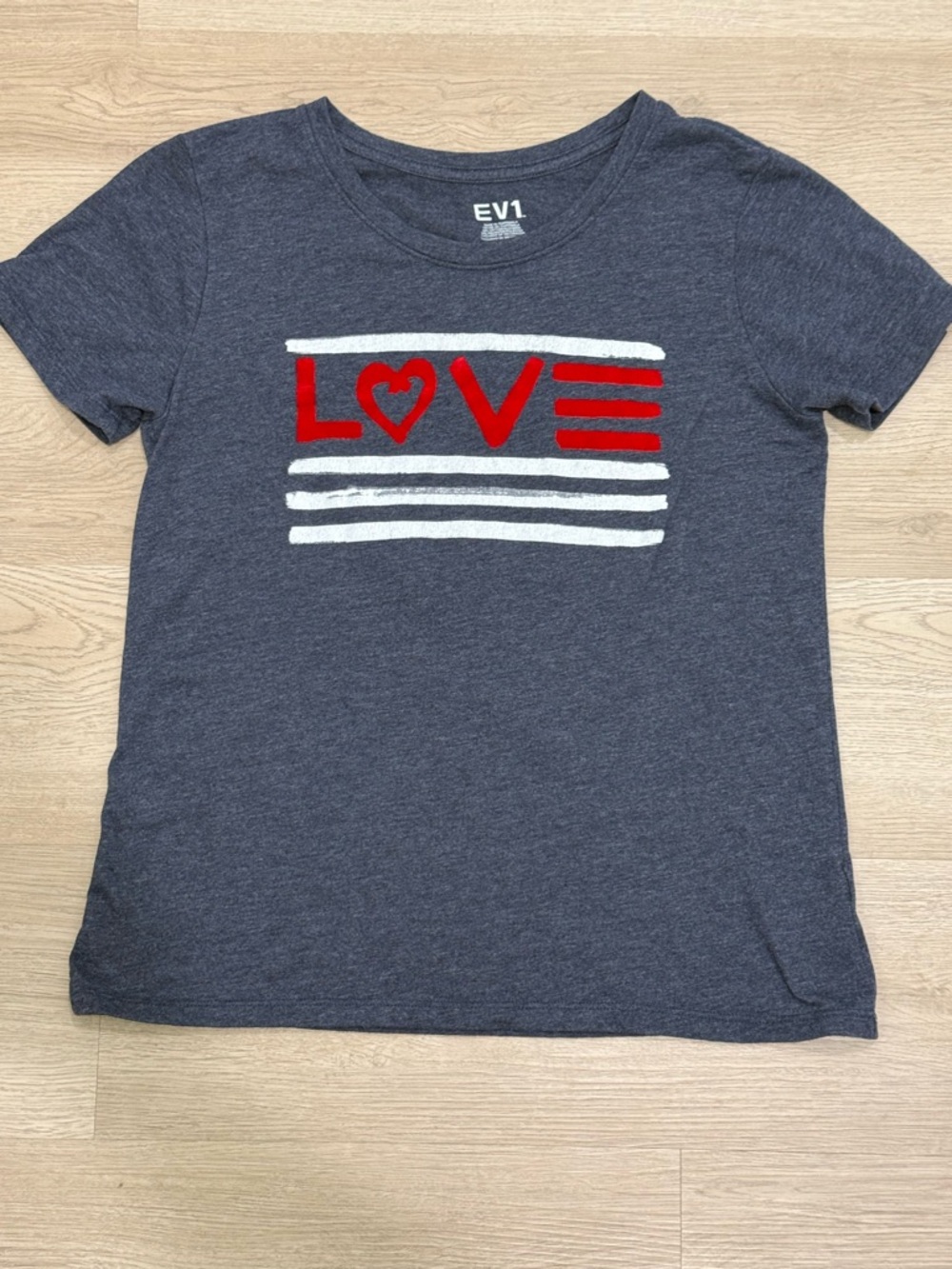 Navy LOVE Graphic Tee with Red & White Accent Fits Like a Small